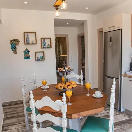 Nausika Rustic Holiday home *