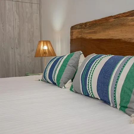 Nausika Rustic * Παλαιοκαστρίτσα