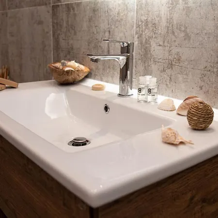 Nausika Rustic * Paleokasztríca