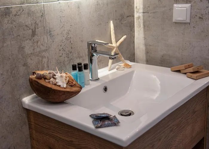 Nausika Rustic * باليوكاستريتسا