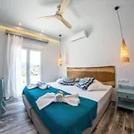 Nausika Rustic Nyaraló *